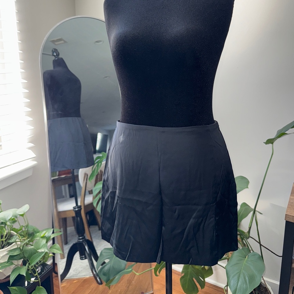 Abercrombie Satin Mini Skort